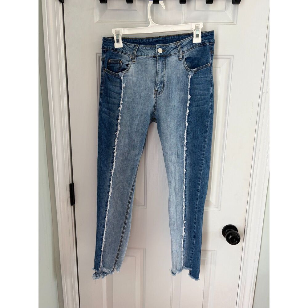 Hayden Two Tone Frayed Skinny Jeans in Blue Size Medium